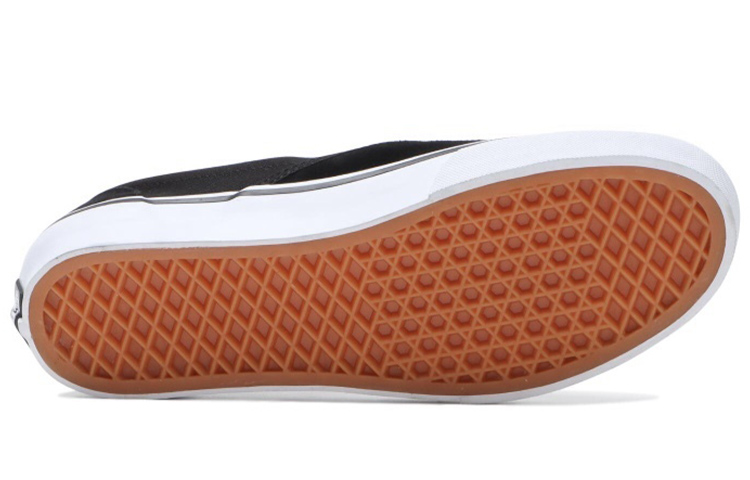 Vans Classic Slip-On Japan Edition 'Black White Faux Fur' 圖 5