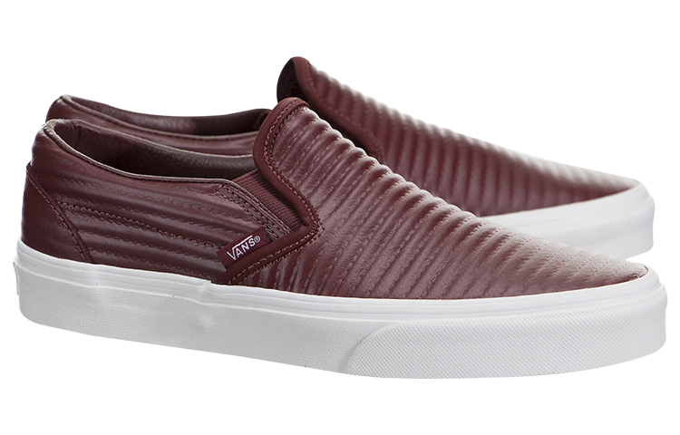 Order Vans Slip-On Kulit Merah Klasik VN0A38F7OGI