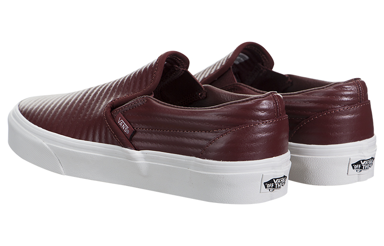 Lookbook Vans Slip-On Kulit Merah Klasik VN0A38F7OGI
