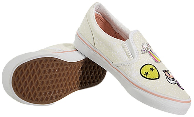 Vans Classic Slip-On Sepatu Santai Skateboard Putih Minimalis Low Tops VN0A4BUTT3V Shop Vans Classic Slip-On Sepatu Santai Skateboard Putih Minimalis Low Tops VN0A4BUTT3V