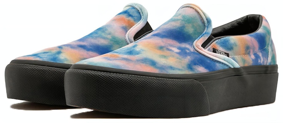 Vans经典平台懒人鞋'天鹅绒染色' VN0A3JEZQ6E Lookbook Vans经典平台懒人鞋'天鹅绒染色' VN0A3JEZQ6E