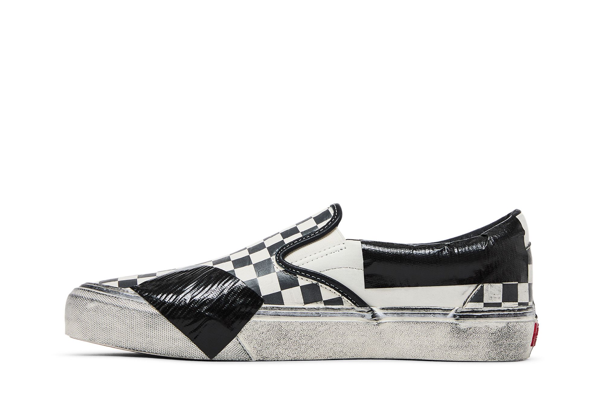 Lookbook Vans Classic Slip-On VLT LX ''Lux Duct - Scacchiera'' VN0A3QXYBKC