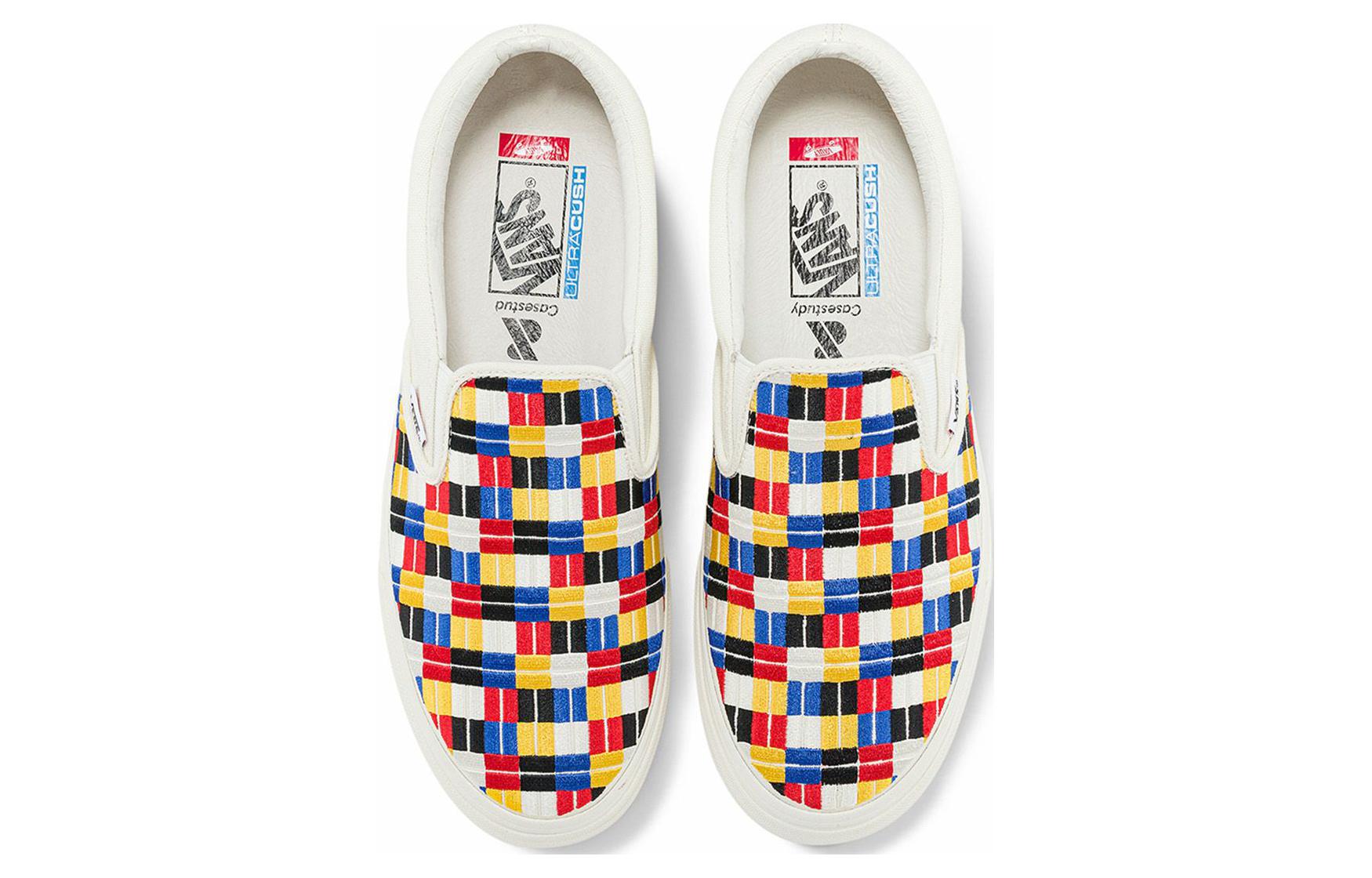 Lookbook Vans Classic Slip-On Vlt LX x CASESTUDY 'Multi Kotak-Kotak' VN0A3QXYBP