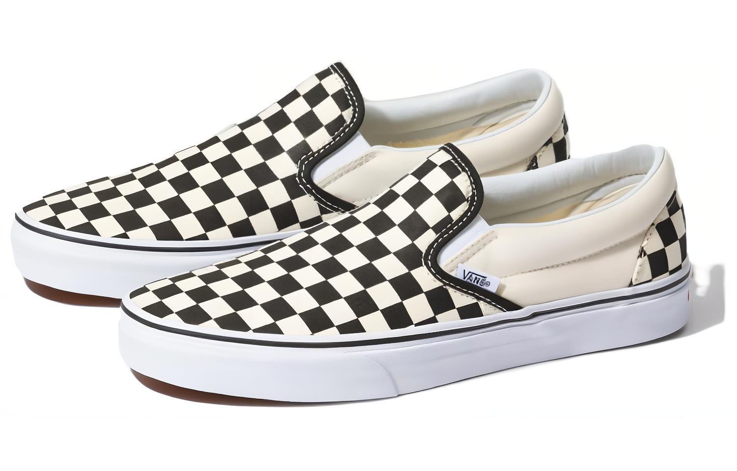 Lookbook Vans Classic Slip-On Jalur Lebar 'Putih Hitam' VN0A4BHOTYQ