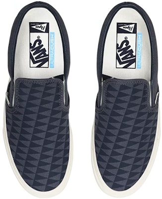 Vans X Pilgrim Classic Slip-On Surf Azul Oscuro VN0A3MUCWR4 Shop Vans X Pilgrim Classic Slip-On Surf Azul Oscuro VN0A3MUCWR4