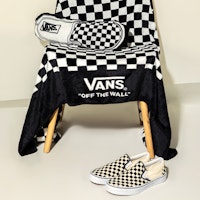 Vans Classic Slip-On 'Alfombra de Cuadros' VN000EYEBWW(S-BOX) Sizing Vans Classic Slip-On 'Alfombra de Cuadros' VN000EYEBWW(S-BOX)