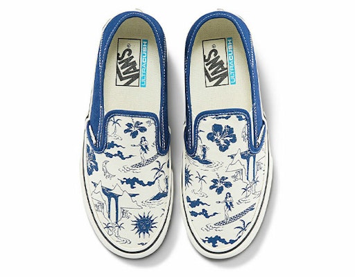 Vans蓝白滑板鞋男女款印花一脚蹬经典休闲鞋 VN0A5HYQAXV Lookbook Vans蓝白滑板鞋男女款印花一脚蹬经典休闲鞋 VN0A5HYQAXV