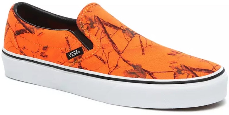 Vans Classic SLIP-ON Kuning Oranye VN0A4BV3TC0 Lookbook Vans Classic SLIP-ON Kuning Oranye VN0A4BV3TC0