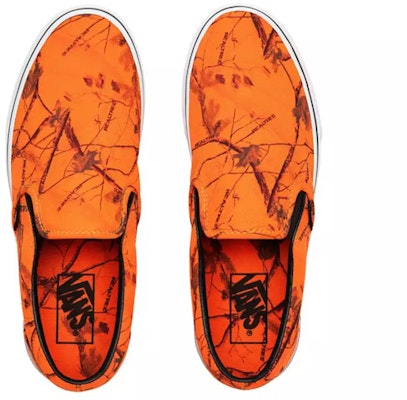 Vans Classic SLIP-ON Kuning Oranye VN0A4BV3TC0 Shop Vans Classic SLIP-ON Kuning Oranye VN0A4BV3TC0