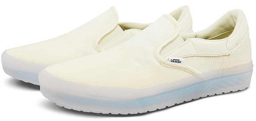 Vans Mod Slip-On Putih VN0A4TZZ2B4 Order Vans Mod Slip-On Putih VN0A4TZZ2B4