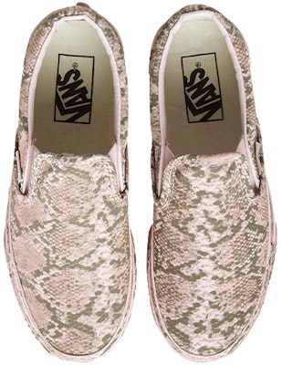Vans Classic Slip-On Multi Warna-Warni VN0A38F7OP6 Lookbook Vans Classic Slip-On Multi Warna-Warni VN0A38F7OP6