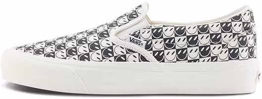 Vans Classics Slip-On Vr3 'Beige' VN0007NCKIG Vans Classics Slip-On Vr3 'Beige' VN0007NCKIG