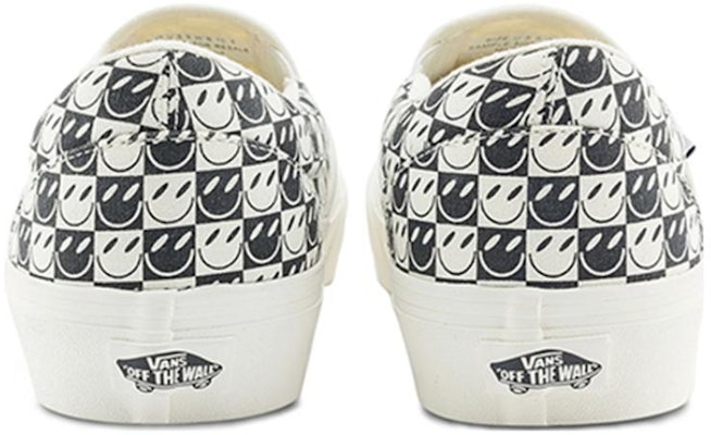 Vans クラシックス スリッポン VR3 ベージュ VN0007NCKIG Lookbook Vans クラシックス スリッポン VR3 ベージュ VN0007NCKIG