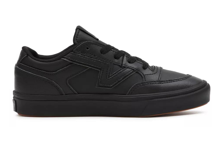 Order Vans Classic Tumble Lowland Comfycush Zwart VN0A5HYZRZQ