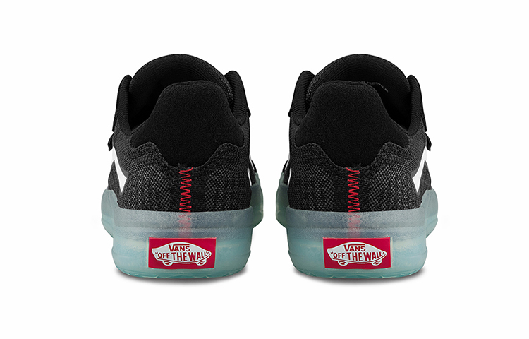 Purchase Vans 经典休闲鞋 黑/白 VN0A5HZ2B8C