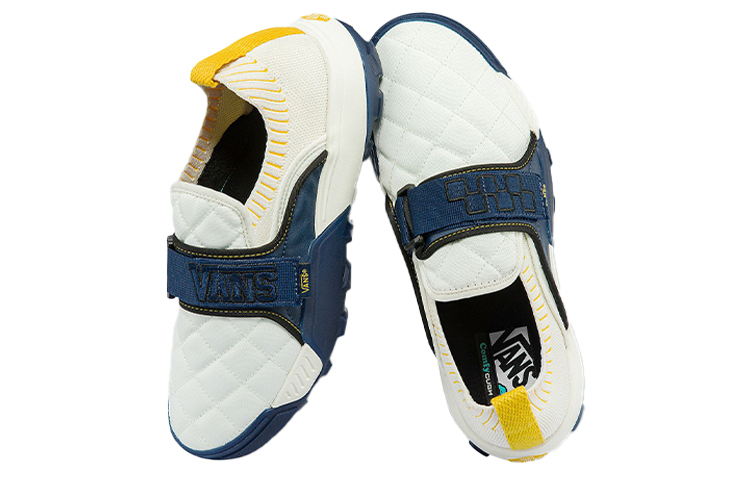 Shop Vans Coast CC 轻便减震耐磨低帮鞋 白蓝色 VN0A5JMC8R8