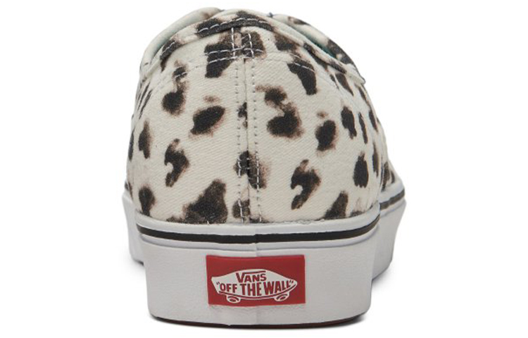 Lookbook Vans ComfyCush Authentic 'Hitam Abu' VN0A3WM7B1E