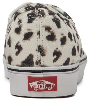 Vans ComfyCush Authentic 'Hitam Kelabu' VN0A3WM7B1E Lookbook Vans ComfyCush Authentic 'Hitam Kelabu' VN0A3WM7B1E