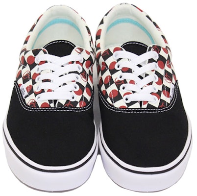 Vans ComfyCush Era 'Negro Blanco Rojo' VN0A3WM948M Lookbook Vans ComfyCush Era 'Negro Blanco Rojo' VN0A3WM948M
