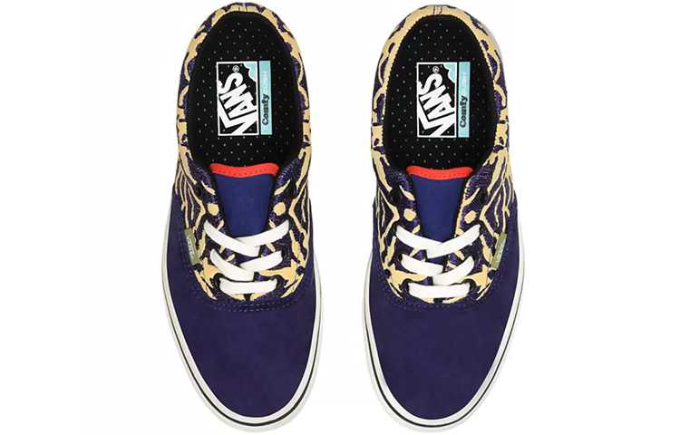 Shop Vans ComfyCush Era 'Bugs' Sepatu Sneakers VN0A3WM9WWG
