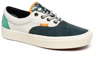 Vans Bugs Comfycush Era 復古低幫休閒板鞋 男女同款 白綠 Shop Vans Bugs Comfycush Era 復古低幫休閒板鞋 男女同款 白綠