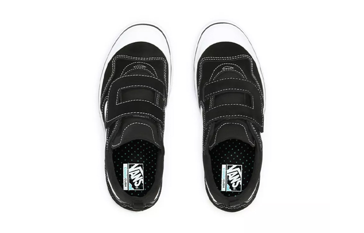 Shop Vans ComfyCush New Skool V 'Negro Blanco' VN0A4UH96BT