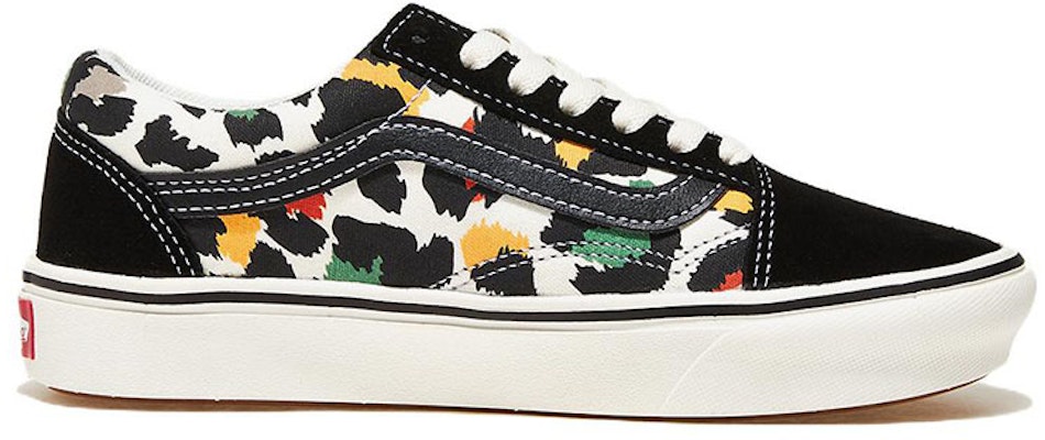 Vans Comfycush Old Skool 'Hitam Hijau' VN0A5DYCBML Order Vans Comfycush Old Skool 'Hitam Hijau' VN0A5DYCBML