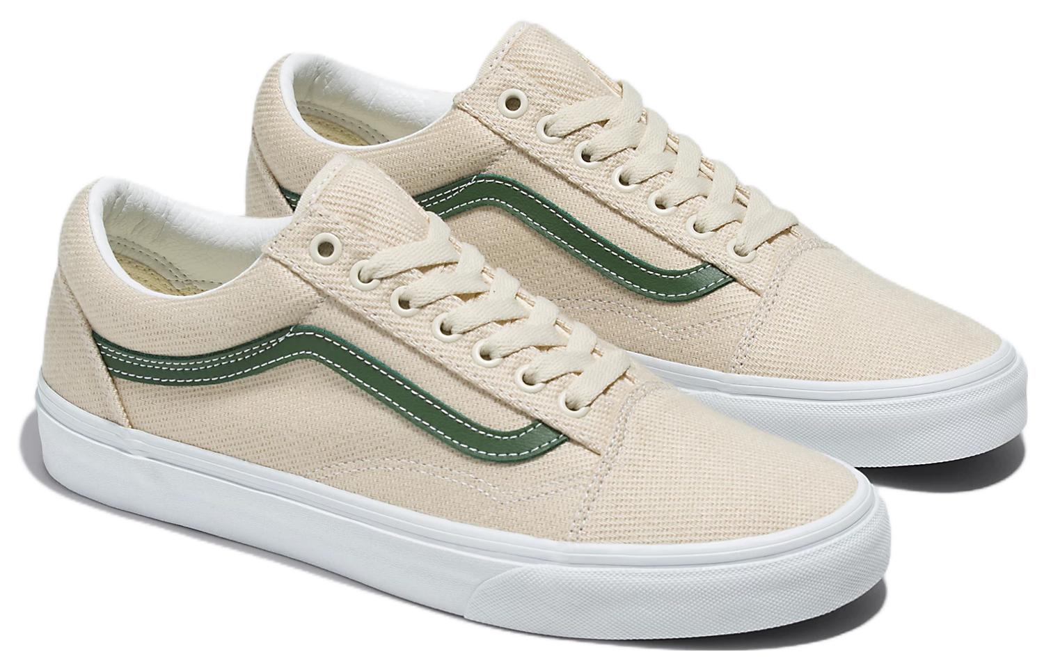 Lookbook バンズ コンフィクッシュ オールドスクール "成長中" (Vans Konfikusshu Ōrudosukūru "Seichōchū") VN000D3HCOB