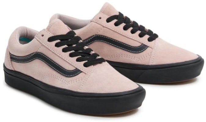 Vans Comfycush Old Skool 'Merah Jambu Hitam' VN0A3WMABQL Lookbook Vans Comfycush Old Skool 'Merah Jambu Hitam' VN0A3WMABQL