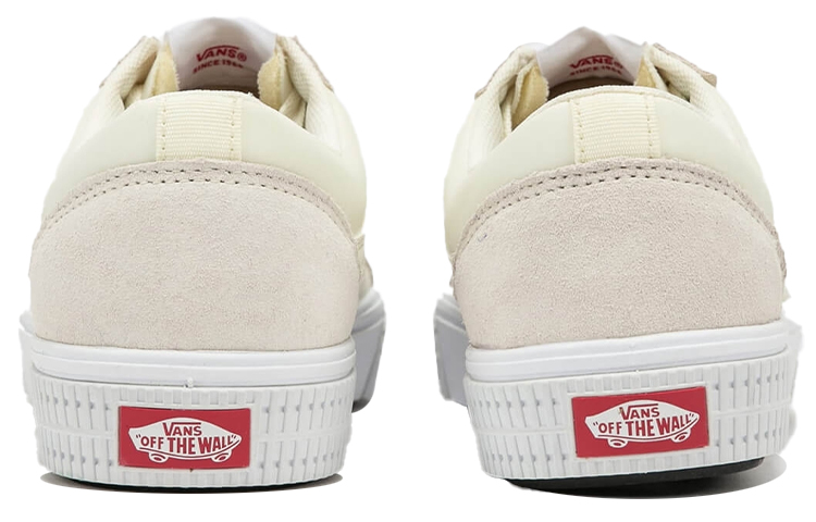 Lookbook Vans Comfycush Old Skool “Track Pack - 棉花糖”款式鞋 VN0A5DY19L0