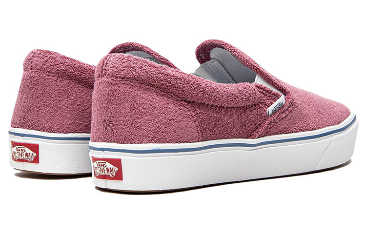Lookbook Vans ComfyCush 便鞋「毛巾布 - 裝飾玫瑰」VN0A3WMDB27