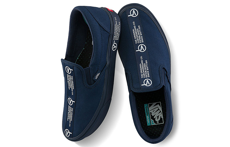 Shop Vans ComfyCush 休閒鞋 藍黑