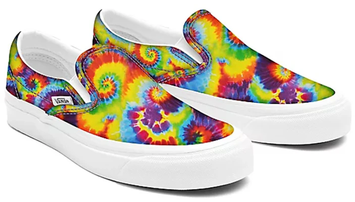 Vans Comfycush Slip-on Multi-Color VN0A3CST028 Lookbook Vans Comfycush Slip-on Multi-Color VN0A3CST028