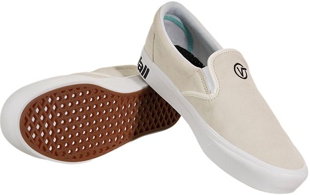 Vans 男女通用 ComfyCush 白色懒人鞋 VN0A3WMDVX7 Shop Vans 男女通用 ComfyCush 白色懒人鞋 VN0A3WMDVX7