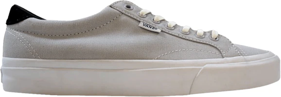Vans Court 'Varsity Sport '84 - Micro Chip' VN0A2Z5NOJO Vans Court 'Varsity Sport '84 - Micro Chip' VN0A2Z5NOJO
