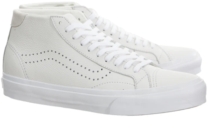 Vans Court Mid DX Leer Wit VN0A2Z5P1EF Order Vans Court Mid DX Leer Wit VN0A2Z5P1EF