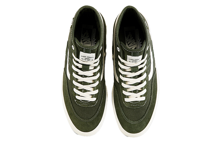 Shop Vans Crockett 高帮滑板鞋 军绿色 VN0A4UW22LG