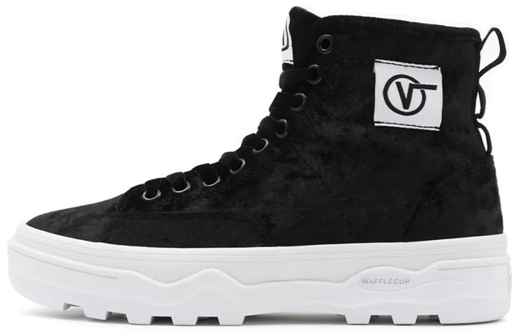 vans-crushed-velvet-sentry-wc-black-white-vn-0-a4-p3-ka-8-j