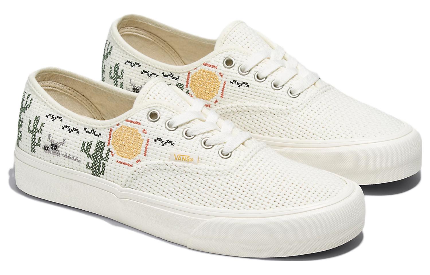 Lookbook Vans Desert Embroidery Authentic VR3 ''Wit'' VN0005UDFS8