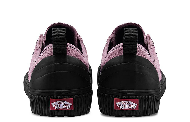 Shop Vans Destruct SF 'Nostalgia Rose Negro' VN0A4BTLVXD