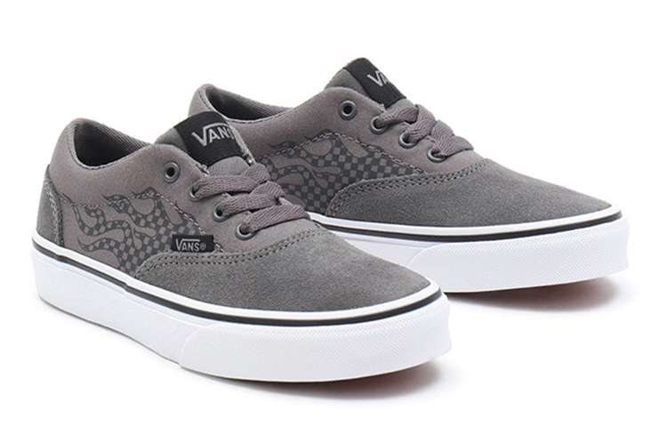 Lookbook Vans ドーヘニー 軽量スケシュー (ボーイズ・グレー) VN0A3MWA9BQ