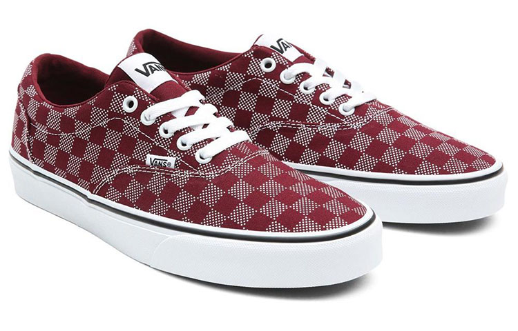 Lookbook Zapatillas Vans Doheny Low-Top Rojo/Blanco VN0A5EDT3CM