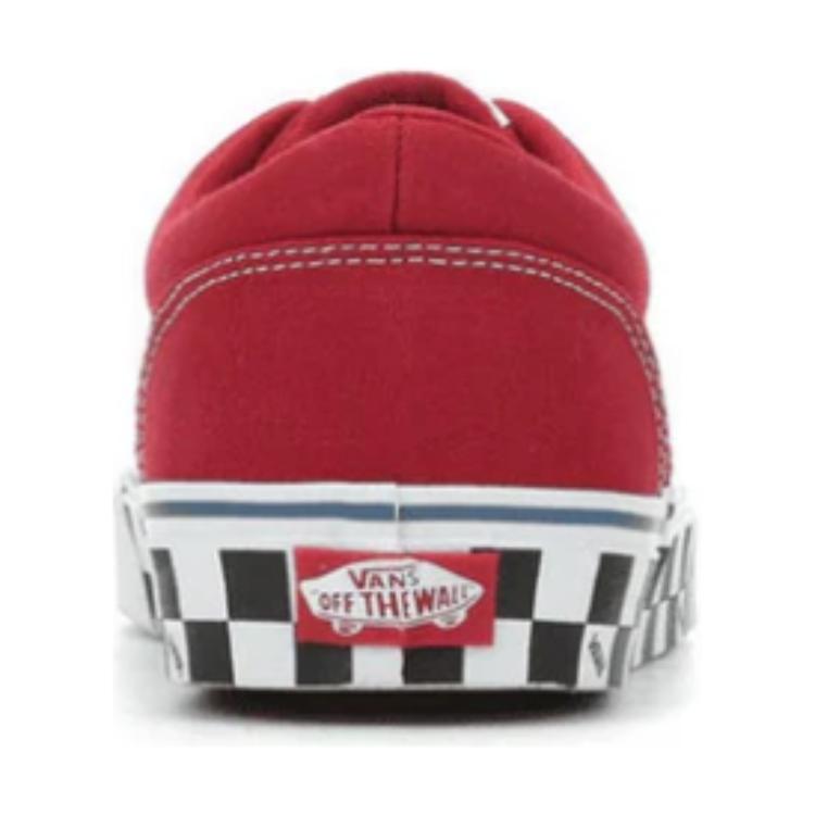 Shop Vans Doheny 耐磨防滑低帮休闲滑板鞋 大男孩款 红色 VN0A3MWA0SB