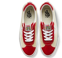 Vans Epoch Sport 'Racing Red' Merah Perlumbaan VN0A4BU6TYR Lookbook Vans Epoch Sport 'Racing Red' Merah Perlumbaan VN0A4BU6TYR