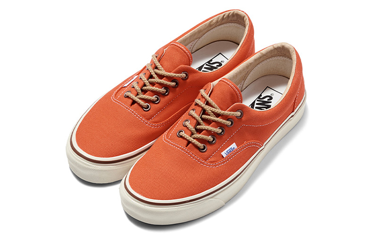 Lookbook Vans Era 95 DX 橙色鞋 VN0A2RR11V0