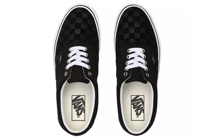 Lookbook Vans Deboss Checkerboard Era Hitam VN0A4U39WYU