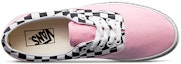 Lookbook 반스 에라 레트로 체커보드 핑크 스케이트 슈즈 (Unisex) VN0A38FRTO1