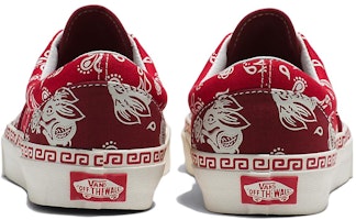 Shop Vans Era "兔年" VN0005UERED