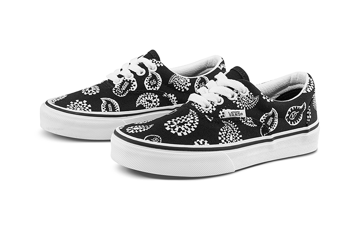 Lookbook Vans Era Scarpe Basse da Skateboard Casual Nero VN000YMABLK
