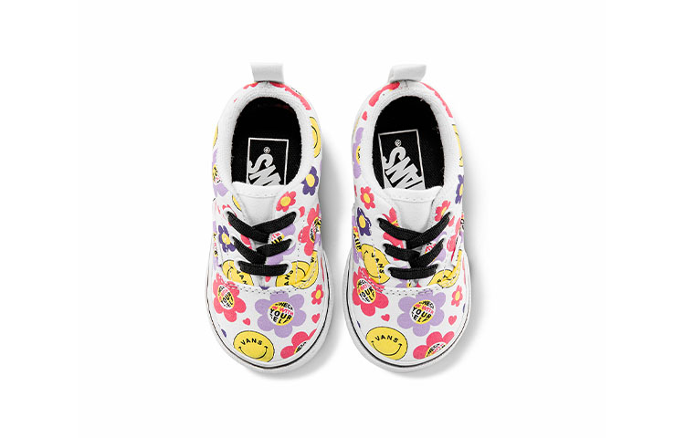 Lookbook Vans Era 低帮休闲滑板鞋 白粉紫色款 VN0A4P39W00